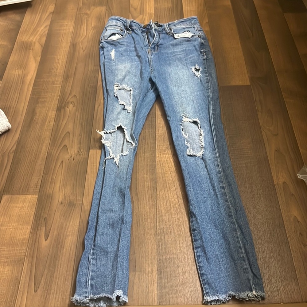 Forever 21 blue skinny ripped jeans